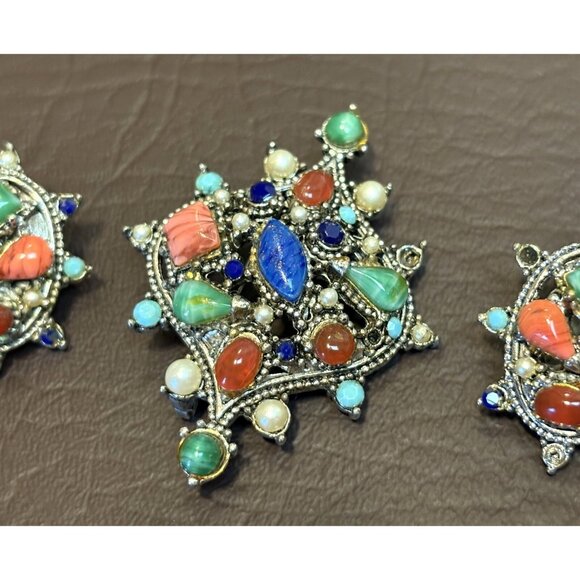 Vintage Hollycraft Multi Color Rhinestone Faux Pearl Brooch And Clip Earrings - Picture 7 of 12